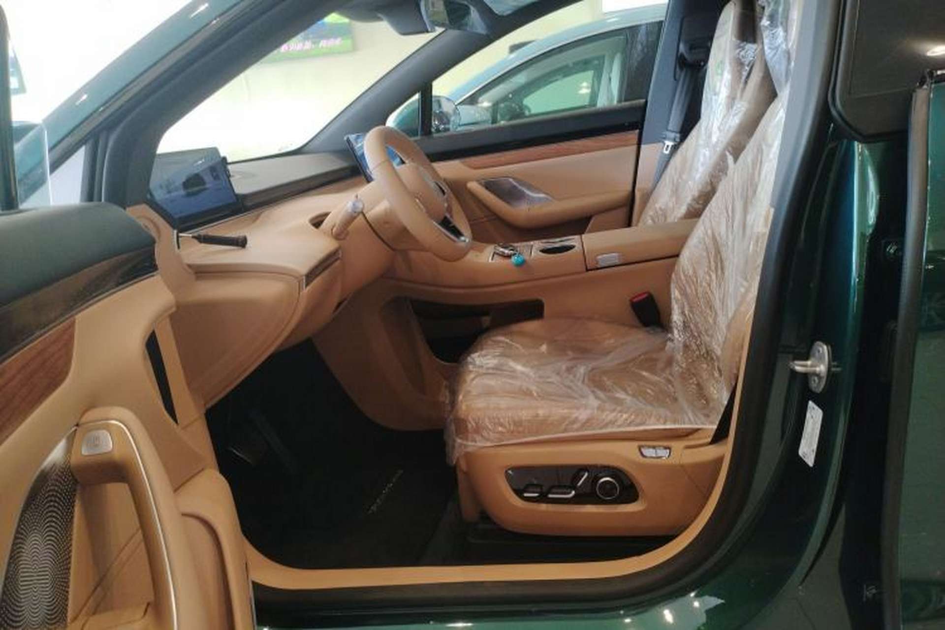 Used Hima Luxeed R7 2026 Model Pure Electric Max+ Left Front Seat