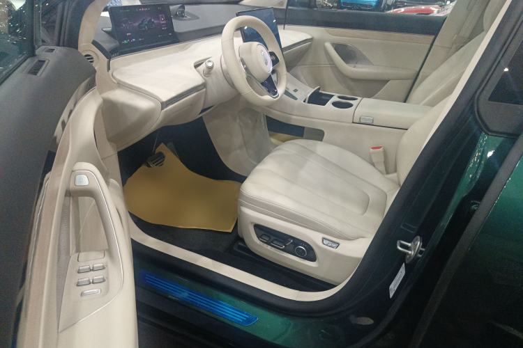 Used Hima Luxeed R7 2026 Model Range-Extending Max Left Front Seat