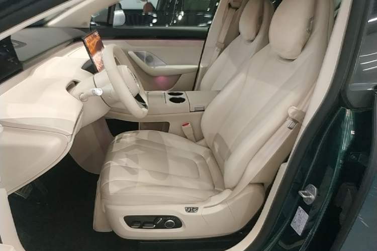 Used Hima Luxeed R7 2026 Model Pure Electric Max+ Left Front Seat