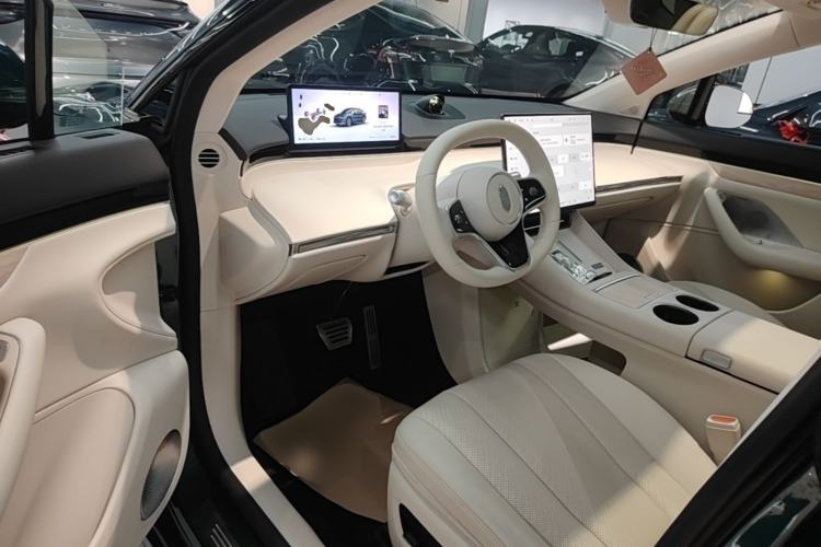Used Hima Luxeed R7 2026 Model Pure Electric Max+ Left Front Seat
