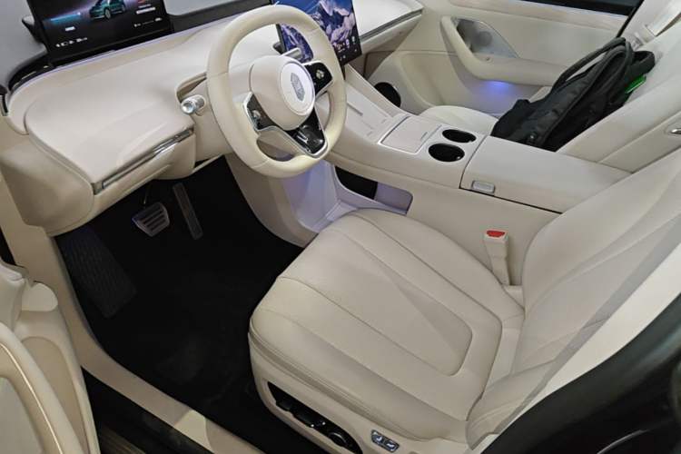 Used Hima Luxeed R7 2026 Model Pure Electric Max+ Left Front Seat