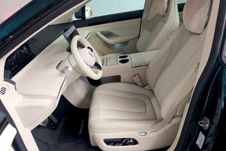Used Hima Luxeed R7 2026 Model Pure Electric Max+ Left Front Seat