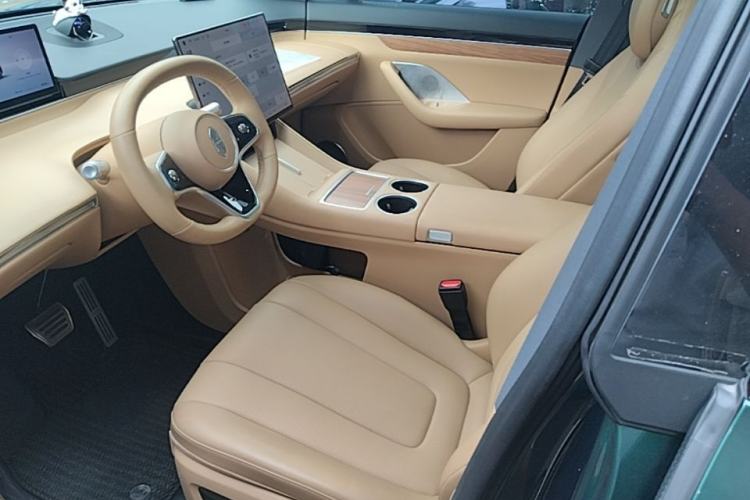 Used Hima Luxeed R7 2026 Model Pure Electric Max+ Left Front Seat