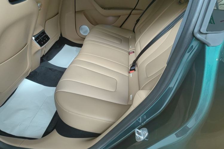 Used Hima Luxeed R7 2026 Model Range-Extending Max+ Left Rear Seat