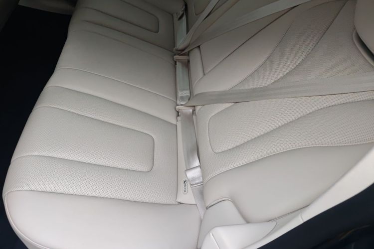 Used Hima Luxeed R7 2026 Model Pure Electric Ultra Left Rear Seat