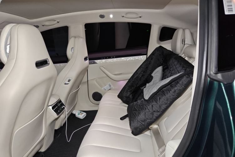Used Hima Luxeed R7 2026 Model Pure Electric Ultra Left Rear Seat