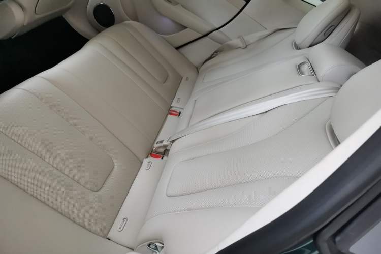 Used Hima Luxeed R7 2026 Model Range-Extending Max Left Rear Seat
