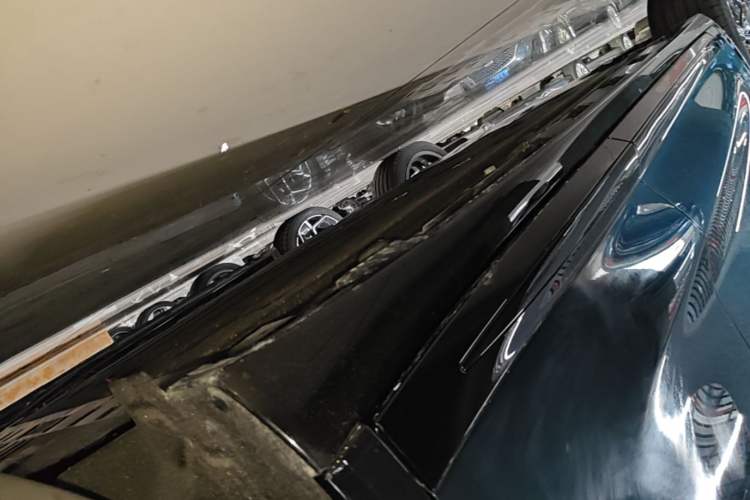 Used Hima Luxeed R7 2026 Model Pure Electric Max+ Left Side Sill
