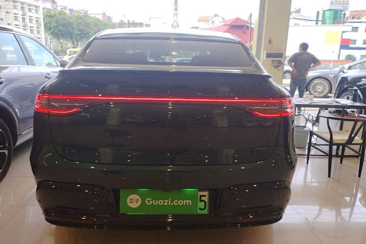 Used Hima Luxeed R7 2026 Model Range-Extending Max+ Rear