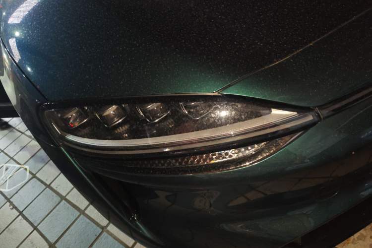 Used Hima Luxeed R7 2026 Model Pure Electric Ultra Right Front Headlight