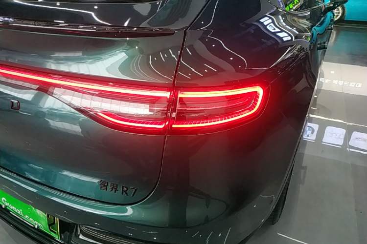 Used Hima Luxeed R7 2026 Model Pure Electric Max+ Right Rear Taillight