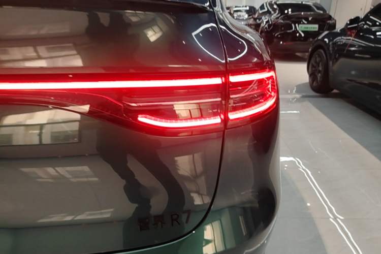 Used Hima Luxeed R7 2026 Model Pure Electric Max+ Right Rear Taillight