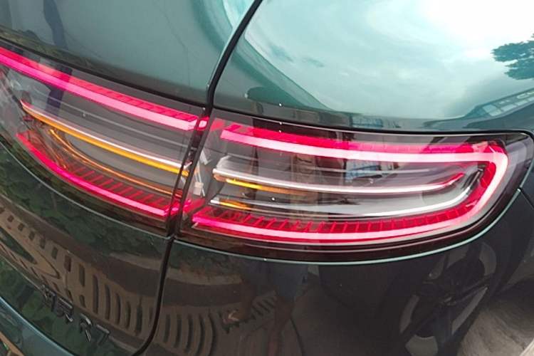 Used Hima Luxeed R7 2026 Model Pure Electric Max+ Right Rear Taillight