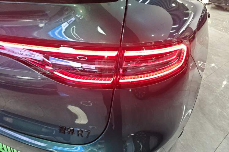 Used Hima Luxeed R7 2026 Model Pure Electric Max+ Right Rear Taillight