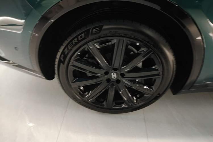 Used Hima Luxeed R7 2026 Model Pure Electric Max+ Right Rear Wheel Hub