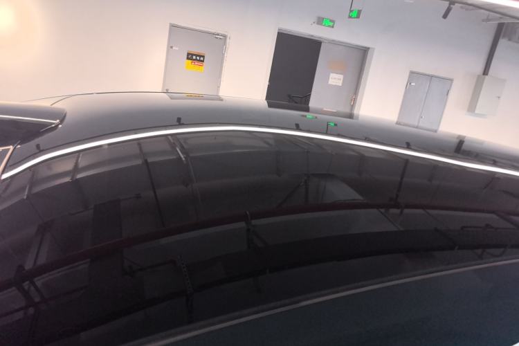 Used Hima Luxeed R7 2026 Model Range-Extending Max Roof