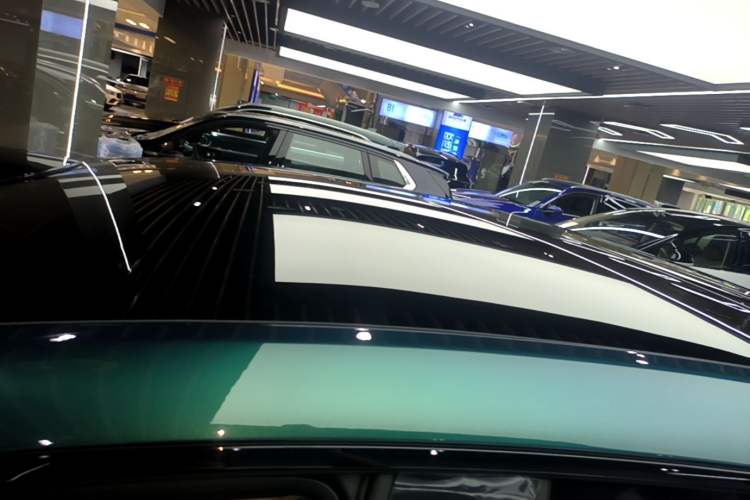 Used Hima Luxeed R7 2026 Model Range-Extending Max+ Roof