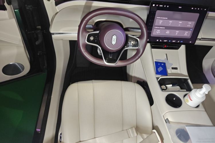 Used Hima Luxeed R7 2026 Model Pure Electric Ultra Steering Wheel