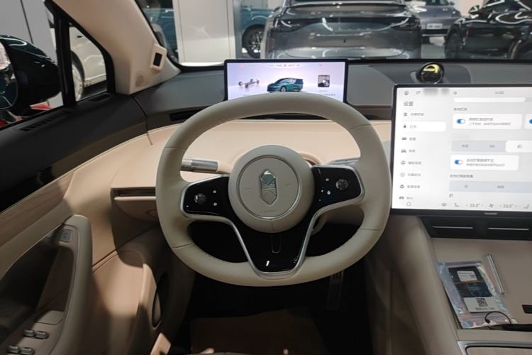 Used Hima Luxeed R7 2026 Model Pure Electric Max+ Steering Wheel