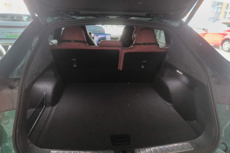 Used Hima Luxeed R7 2026 Model Pure Electric Max+ Trunk