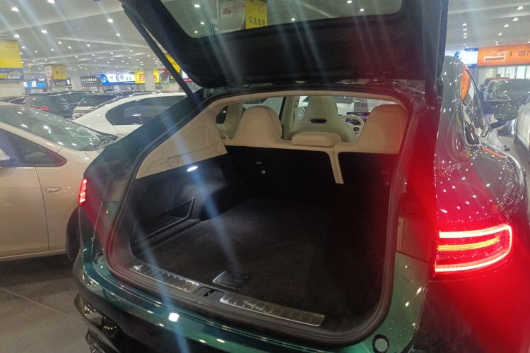 Used Hima Luxeed R7 2026 Model Range-Extending Max Trunk