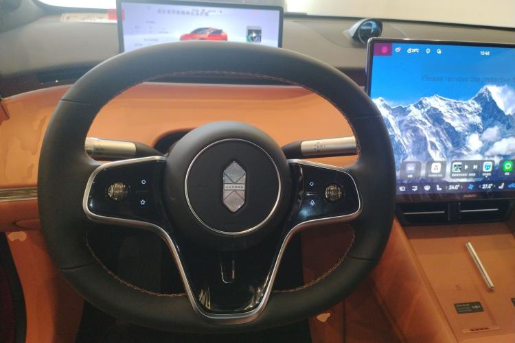 Used Hima Luxeed R7 2026 Model Pure Electric Max+ (896-line LiDAR) Steering Wheel