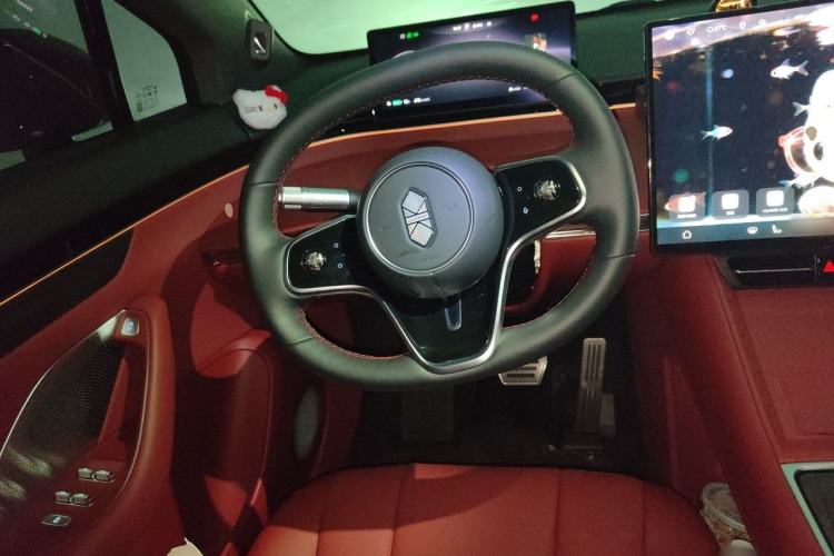 Used Hima Luxeed R7 2026 Model Pure Electric Ultra Steering Wheel