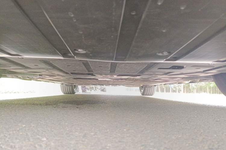 Used Hima Luxeed R7 2026 Model Extended-Range Max (896-line LiDAR) Chassis Front