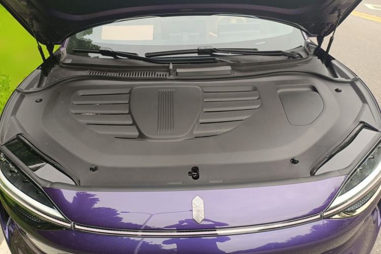 Used Hima Luxeed R7 2026 Model Extended-Range Max (896-line LiDAR) Engine Bay