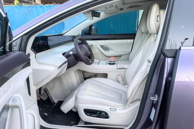 Used Hima Luxeed R7 2026 Model Pure Electric Max+ Left Front Seat