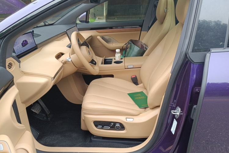Used Hima Luxeed R7 2026 Model Extended-Range Max (896-line LiDAR) Left Front Seat