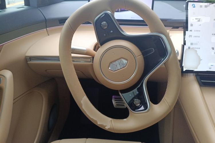 Used Hima Luxeed R7 2026 Model Extended-Range Max (896-line LiDAR) Steering Wheel