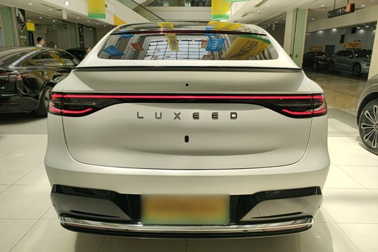 Used Hima Luxeed R7 2026 Model Range-Extending Ultra Rear