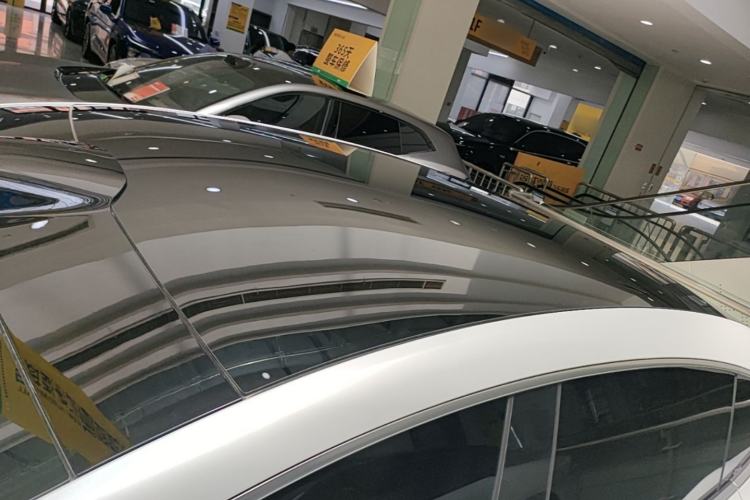 Used Hima Luxeed R7 2026 Model Range-Extending Ultra Roof