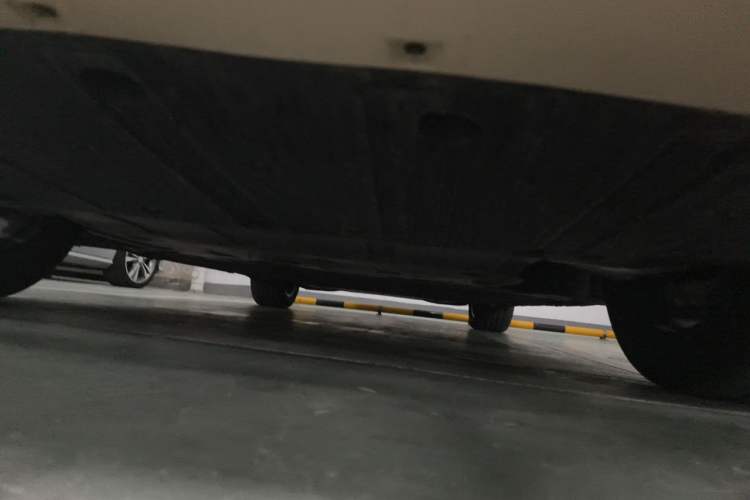 Used Hima Luxeed R7 2026 Model Pure Electric Max (896-line LiDAR) Chassis Front