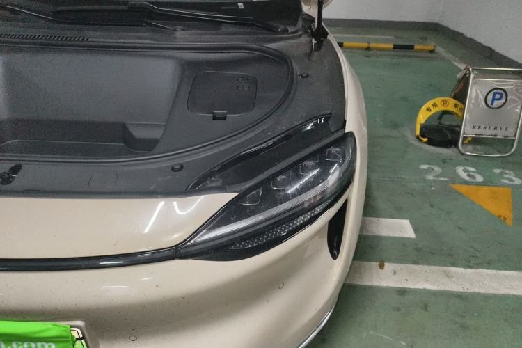 Used Hima Luxeed R7 2026 Model Pure Electric Max (896-line LiDAR) Engine Bay Left