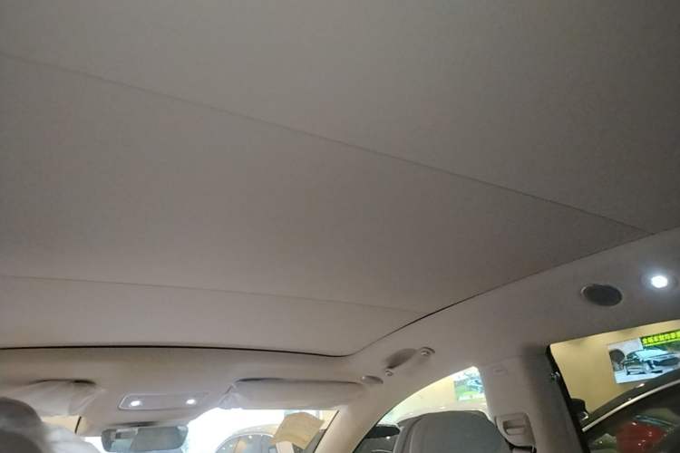 Used Hima Luxeed R7 2026 Model Range-Extending Max+ Headliner
