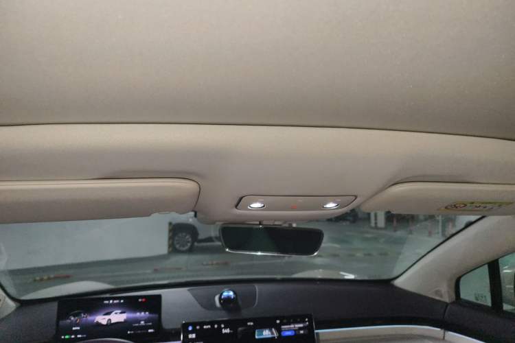 Used Hima Luxeed R7 2026 Model Pure Electric Max (896-line LiDAR) Headliner