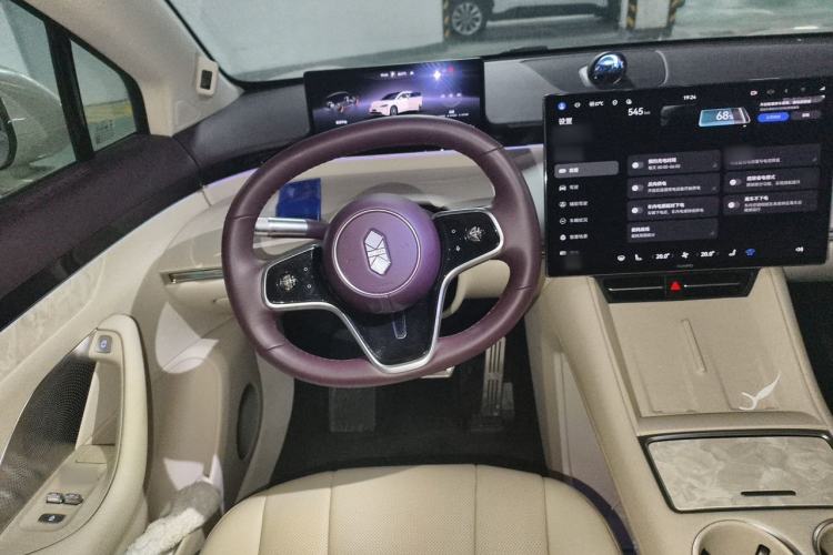 Used Hima Luxeed R7 2026 Model Pure Electric Max (896-line LiDAR) Steering Wheel