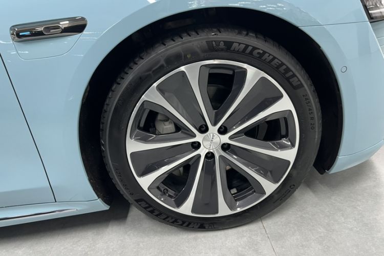 Used Hima Luxeed S7 2025 855 km Max Exterior 5
