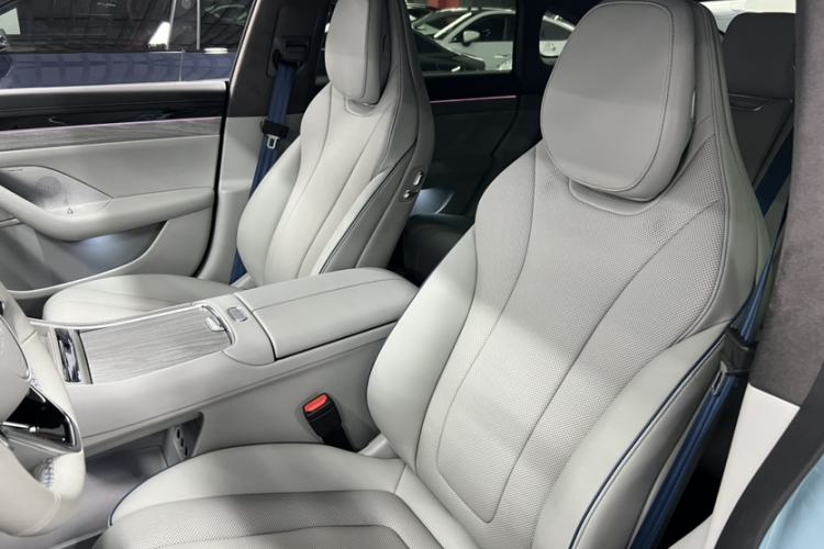 Used Hima Luxeed S7 2025 855 km Max Interior 7