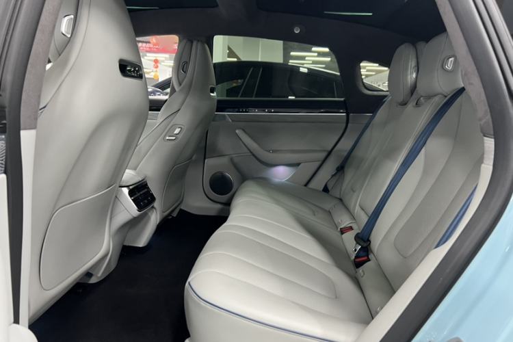 Used Hima Luxeed S7 2025 855 km Max Interior 8