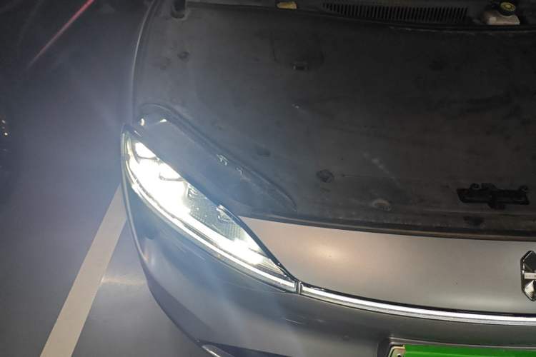 Used Hima Luxeed S7 2024 Max Rear-Drive Long-Range Intelligent Driving Version Engine Bay Right