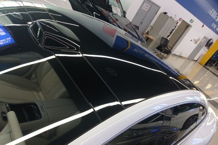 Used Hima Luxeed S7 2025 855 km Max Roof