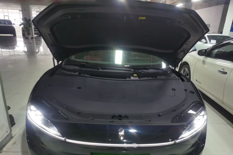 Used Hima Luxeed S7 2024 Max Engine Bay
