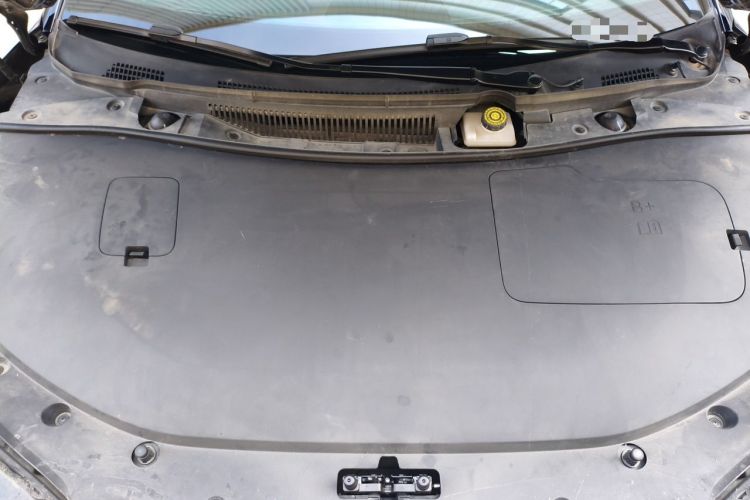 Used Hima Luxeed S7 2024 Pro Model Engine Bay