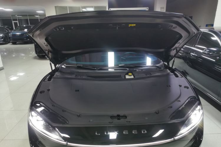 Used Hima Luxeed S7 2024 Max+ Rear-Drive Ultra-Range Intelligent Driving Edition Engine Bay