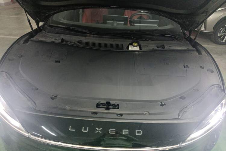 Used Hima Luxeed S7 2024 Pro Rear-Drive Long-Range Version Engine Bay