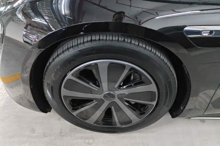 Used Hima Luxeed S7 2024 Max Exterior 4