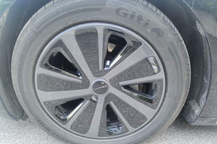 Used Hima Luxeed S7 2024 Pro Rear-Drive Long-Range Version Exterior 7